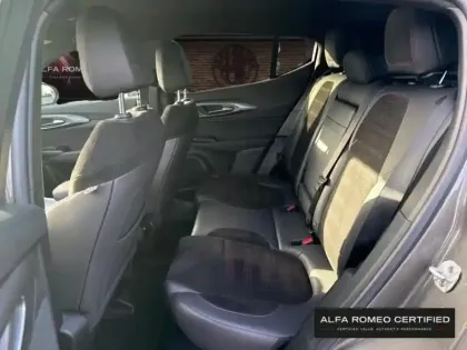 Photo 10 Alfa Romeo Tonale  1.5 Hybrid 130ch Edizione Speciale TCT