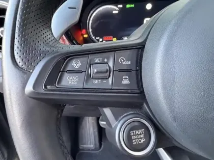 Photo 28 Alfa Romeo Tonale  1.5 Hybrid 130ch Edizione Speciale TCT