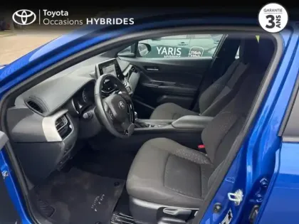 Photo 14 Toyota C-HR  1.8 Hybride 122ch Dynamic E-CVT