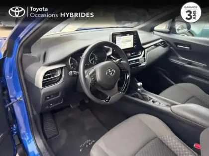 Photo 7 Toyota C-HR  1.8 Hybride 122ch Dynamic E-CVT