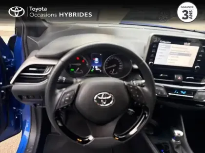 Photo 9 Toyota C-HR  1.8 Hybride 122ch Dynamic E-CVT