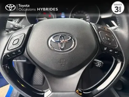 Photo 12 Toyota C-HR  1.8 Hybride 122ch Dynamic E-CVT