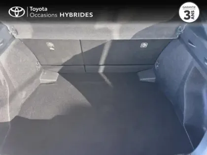 Photo 9 Toyota C-HR  122h Design 2WD E-CVT RC18