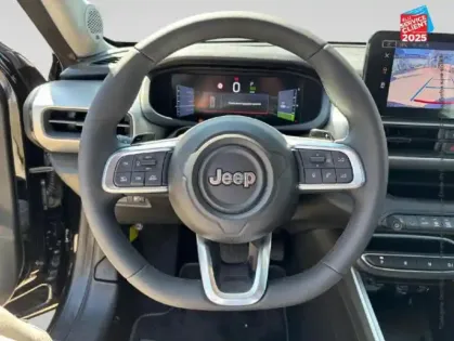 Photo 11 Jeep Avenger  1.2 Turbo T3 110ch MHEV Altitude BVR6 eHybrid