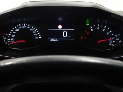 Photo 9 Peugeot 208  1.2 PureTech 100ch S&S Style 118g