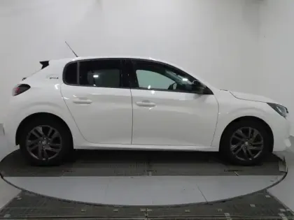 Photo 5 Peugeot 208  1.2 PureTech 100ch S&S Style 118g