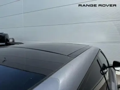 Photo 14 Land rover Range Rover  Evoque 1.5 P300e 309ch Dynamic SE