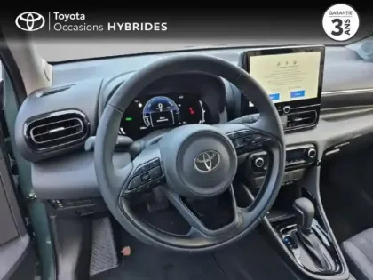 Photo 8 Toyota Yaris  116h Design 5p MC24
