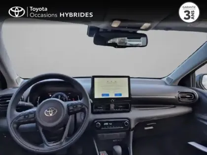 Photo 7 Toyota Yaris  116h Design 5p MC24