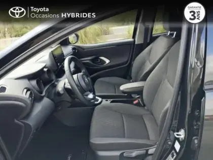 Photo 13 Toyota Yaris  116h Design 5p MY22