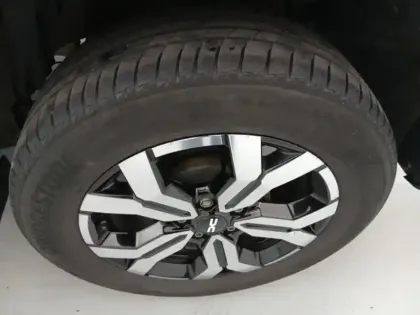 Photo 9 Dacia Duster  1.0 ECO-G 100ch Journey + 4x2