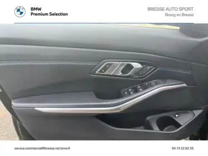 Photo 14 BMW Serie 3 Série 3 330eA 292ch M Sport 34g