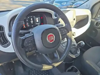 Photo 9 Fiat Panda  Classic 1.0 70ch BSG S&S Pandina