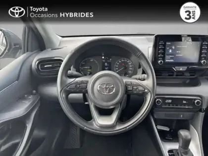 Photo 8 Toyota Yaris  116h Dynamic 5p MC24