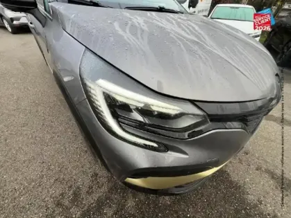 Photo 12 Renault Captur  1.6 E-Tech hybride 145ch Engineered