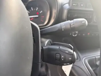 Photo 12 Citroën Berlingo Gén. III Ph1 Club 3