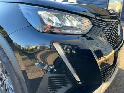 Photo 8 Peugeot 2008  e- 136ch Style