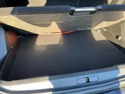 Photo 5 Peugeot 2008  e- 136ch Style