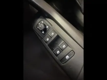 Photo 6 Volkswagen T-cross  1.0 TSI 116ch R-Line DSG7