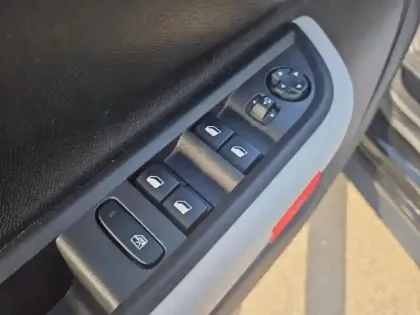 Photo 11 Citroën C3  1.2 Turbo 100ch MAX