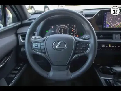 Photo 13 Lexus UX  250h F SPORT Design 2WD