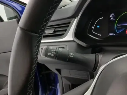 Photo 12 Renault Captur  1.6 E-Tech hybride 145ch Zen -21