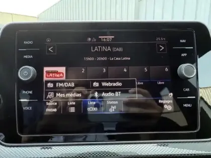 Photo 10 Volkswagen T-cross  1.0 TSI 116ch R-Line Edition DSG7