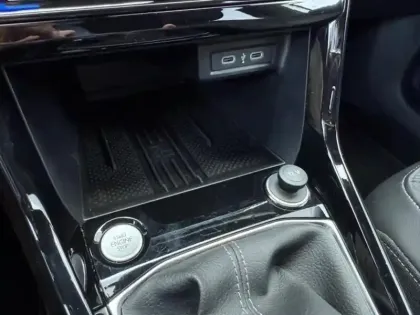 Photo 11 Volkswagen T-cross  1.0 TSI 116ch R-Line Edition DSG7