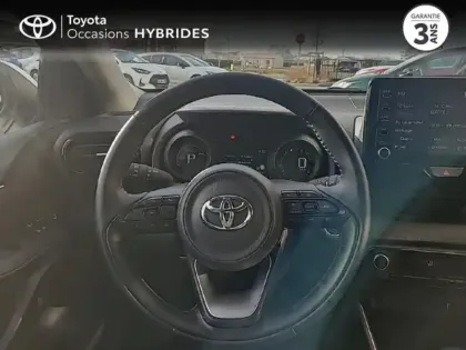 Photo 8 Toyota Yaris  116h Design 5p MY22