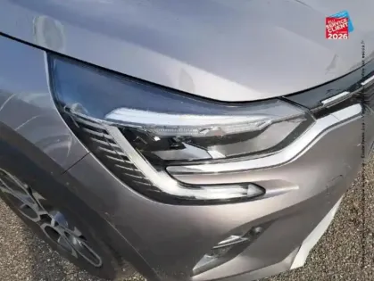 Photo 12 Renault Captur  1.6 E-Tech hybride 145ch Intens -21