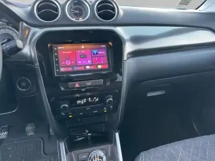 Photo 11 Suzuki Vitara  1.4 Boosterjet Hybrid 129ch Style