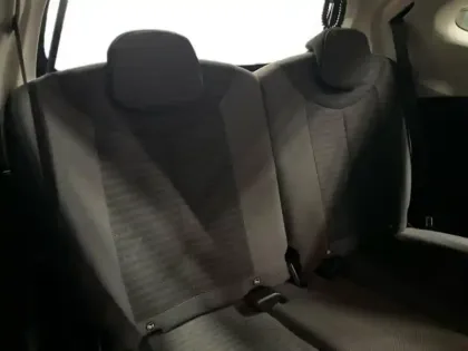 Photo 8 Toyota Aygo  1.0 VVT-i 72ch x-play 3p