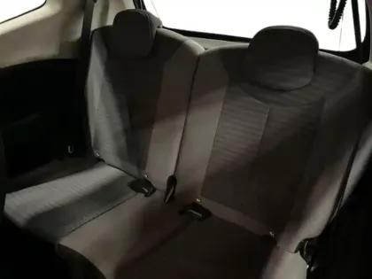 Photo 12 Toyota Aygo  1.0 VVT-i 72ch x-play 3p