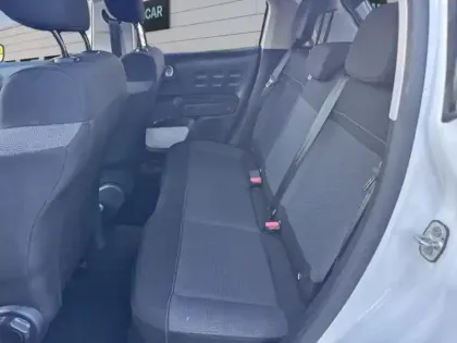 Photo 9 Citroën C3  1.2 PureTech 110ch S&S Shine 120-123g