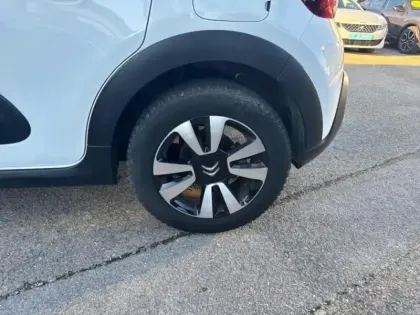 Photo 10 Citroën C3  1.2 PureTech 110ch S&S Shine 120-123g