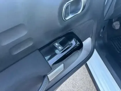 Photo 11 Citroën C3  1.2 PureTech 110ch S&S Shine 120-123g