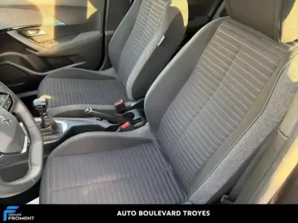 Photo 10 Peugeot 2008  1.2 PureTech 100ch S&S Style