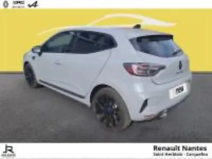 Photo 6 Renault Clio  1.6 E-Tech 145ch full hybrid esprit Alpine - 24