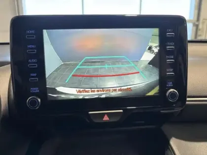 Photo 9 Toyota Yaris  Cross 116h Dynamic Business + Programme Beyond Zero Academy MY22