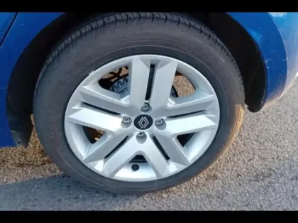 Photo 8 Renault Clio  1.0 TCe 90ch Evolution - 24