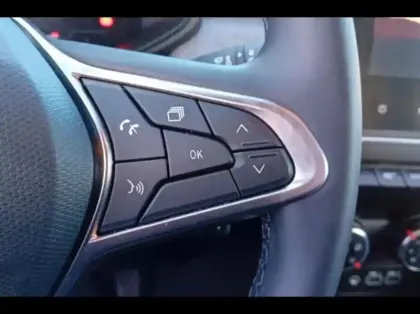 Photo 11 Renault Clio  1.0 TCe 90ch Evolution - 24