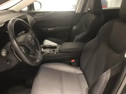 Photo 9 Lexus Nx  450h+ Luxe 4WD Pack Design