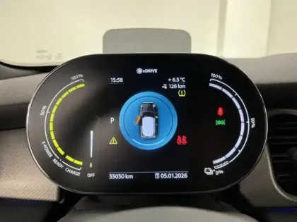 Photo 8 Mini Mini  Cooper SE 184ch Yours BVA 5CV