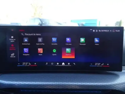 Photo 23 BMW Serie 3 Série 3 Touring 330eA xDrive 292ch M Sport