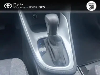 Photo 14 Toyota Yaris  116h Design 5p MC24