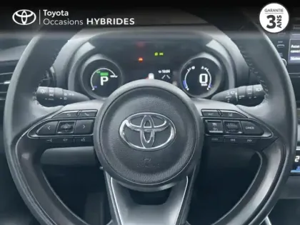 Photo 12 Toyota Yaris  116h Design 5p MC24