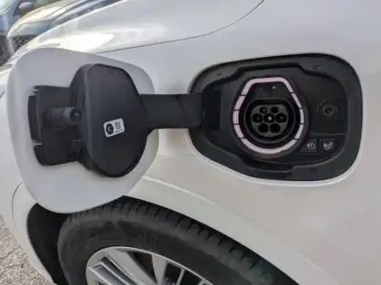 Photo 14 Ford Kuga  2.5 Duratec 225ch PHEV Vignale BVA