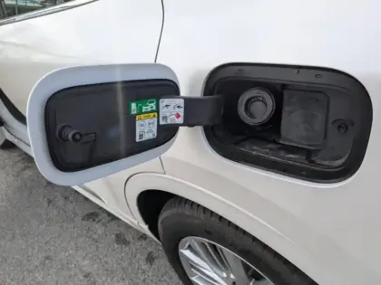 Photo 13 Ford Kuga  2.5 Duratec 225ch PHEV Vignale BVA