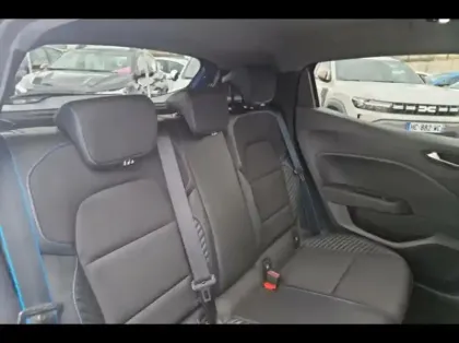 Photo 10 Renault Clio  1.6 E-Tech 145ch full hybrid esprit Alpine - 24