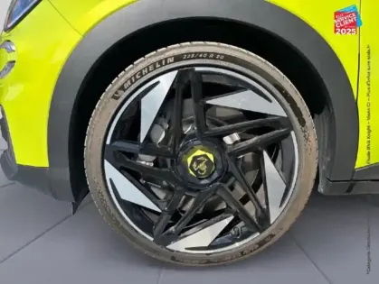 Photo 9 Abarth 600  e 240ch 54kWh Turismo